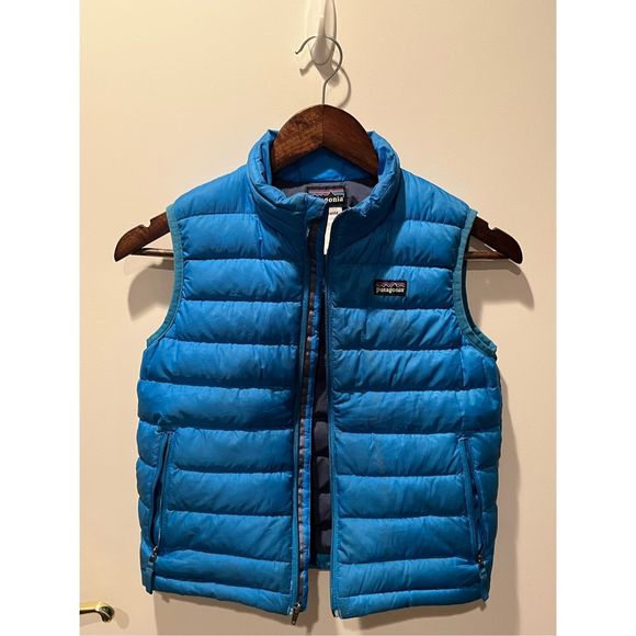 Patagonia Jackets & Blazers - Patagonia kids Blue Puffer Vest Size S